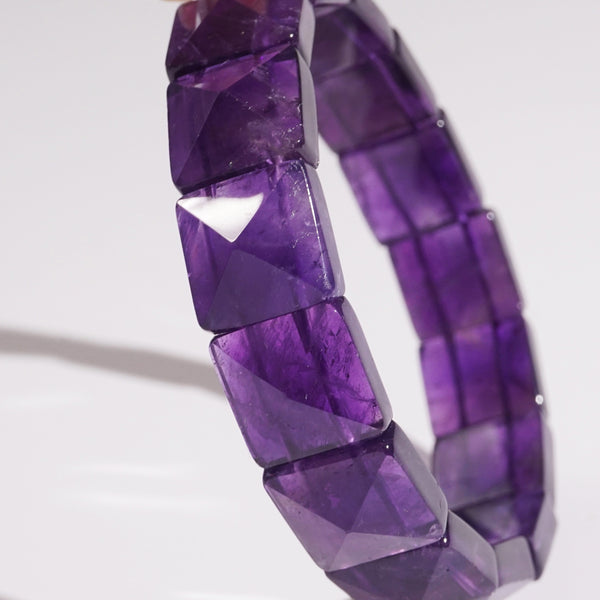 Amethyst Pyramid Square Bangle - Gaea