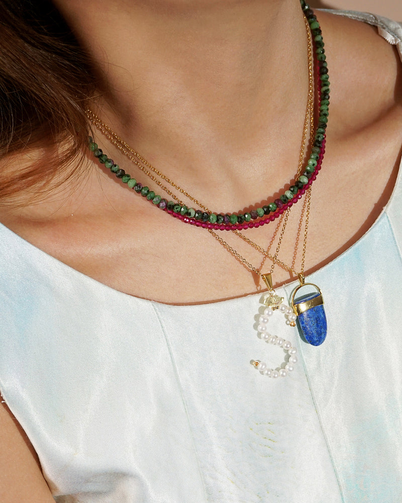 Les Initiales - Personalized Initial Necklace in Freshwater Pearl - Gaea