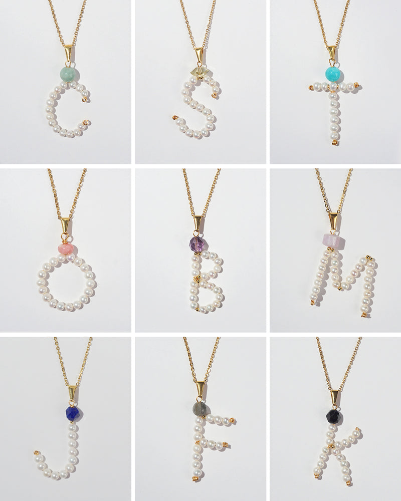 Les Initiales - Personalized Initial Necklace in Freshwater Pearl - Gaea